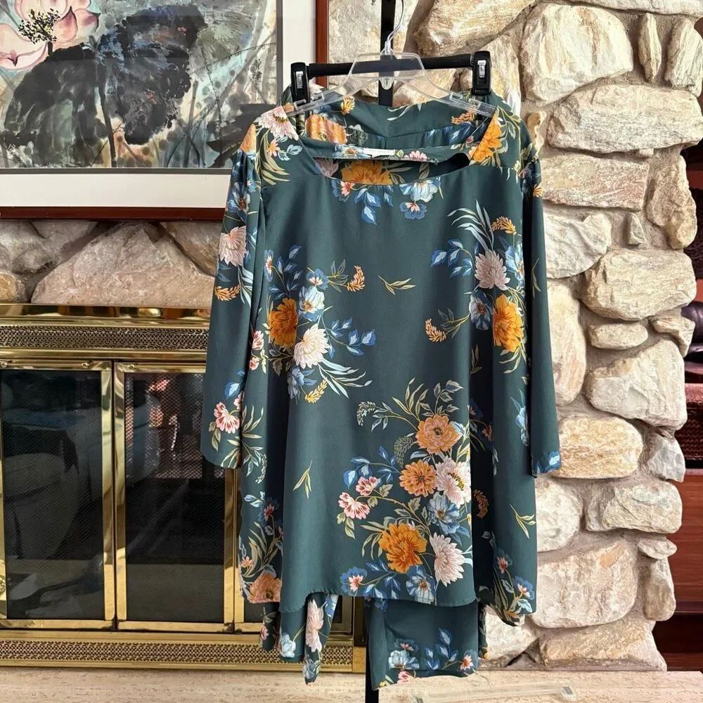Melloday matching 2 piece floral matching  set top + cropped pants